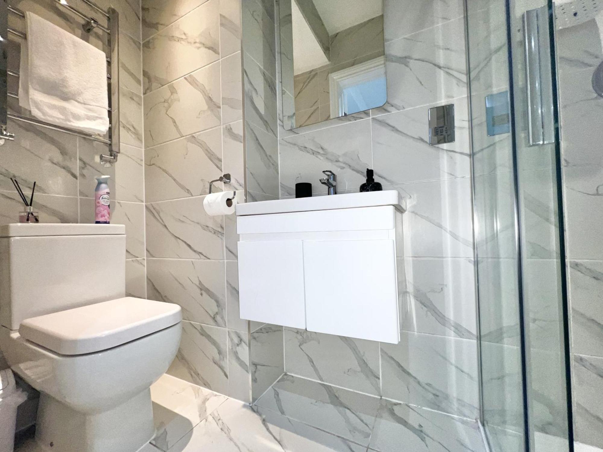 Charming 3-Bed Flat In Shepherds Bush - Sleeps 9 London Luaran gambar